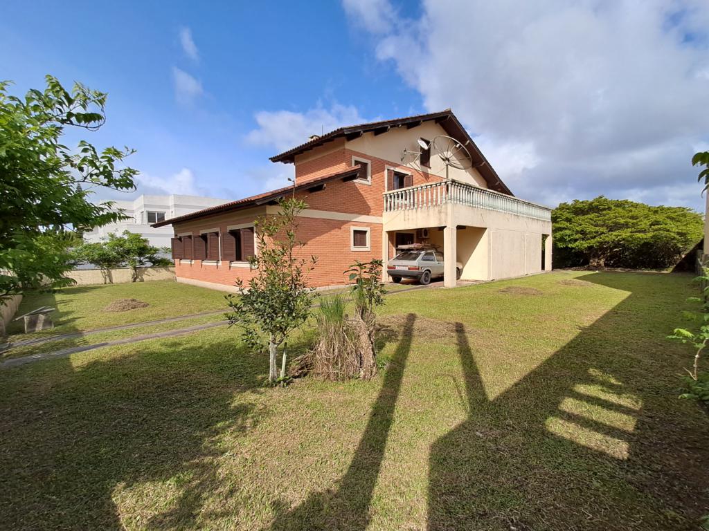 Casa/Sobrado 6 Dorm. Imbe