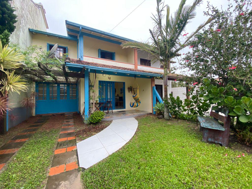 Duplex Geminado 3 Dorm. Imbe