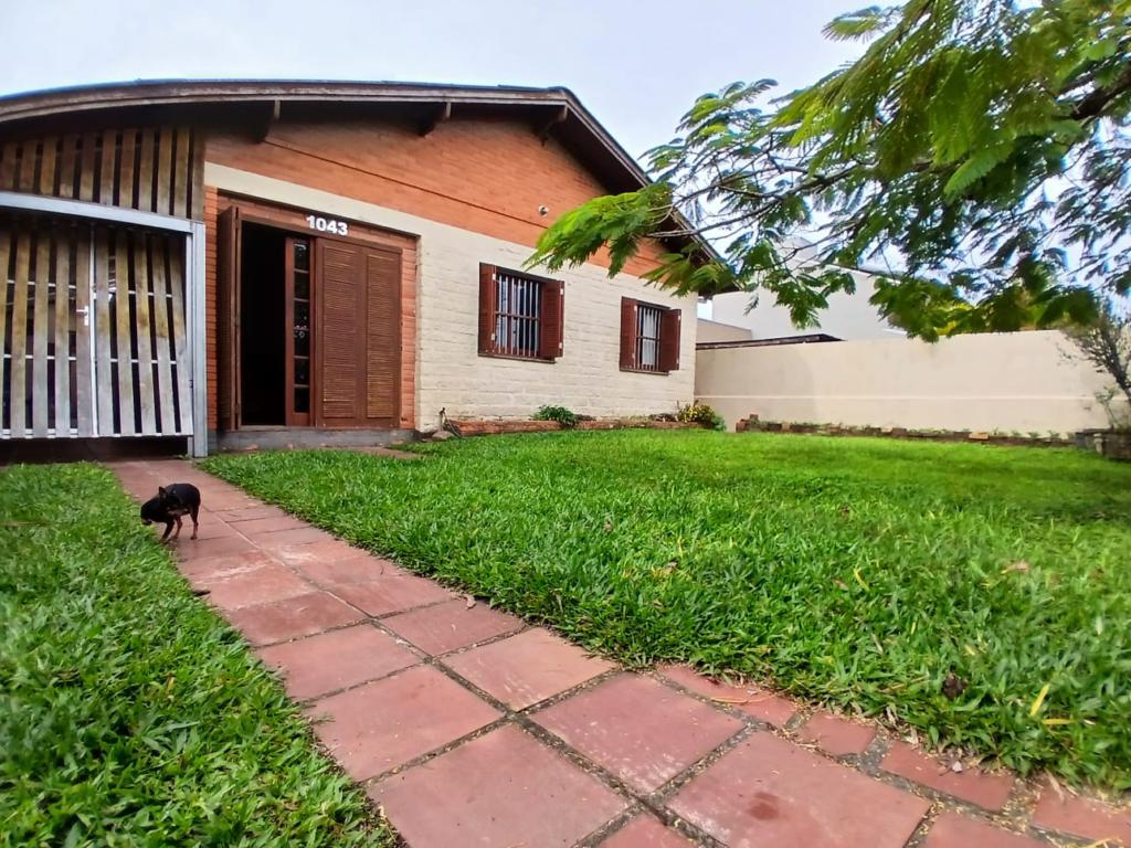 Casa/Sobrado 5 Dorm. Imbe