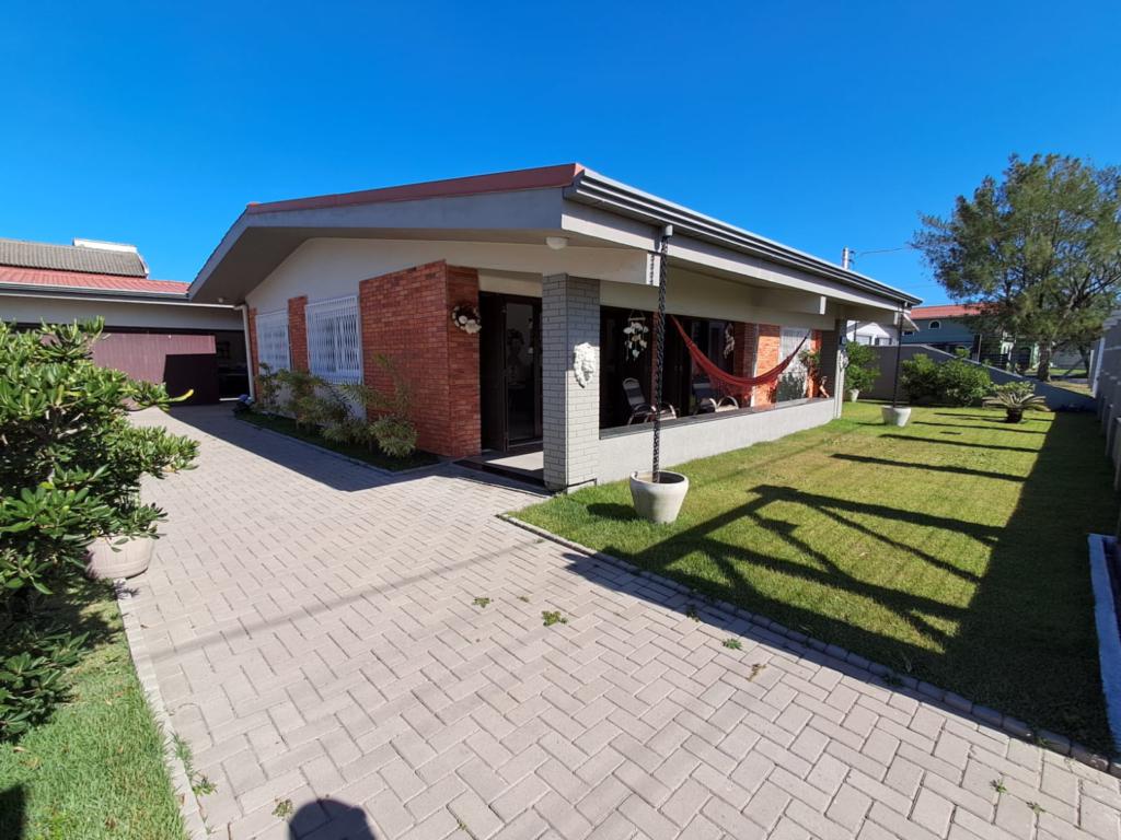 Casa/Sobrado 4 Dorm. Imbe