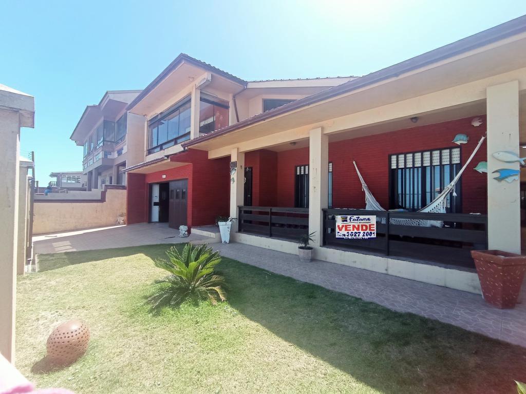 Casa/Sobrado 5 Dorm. Imbe