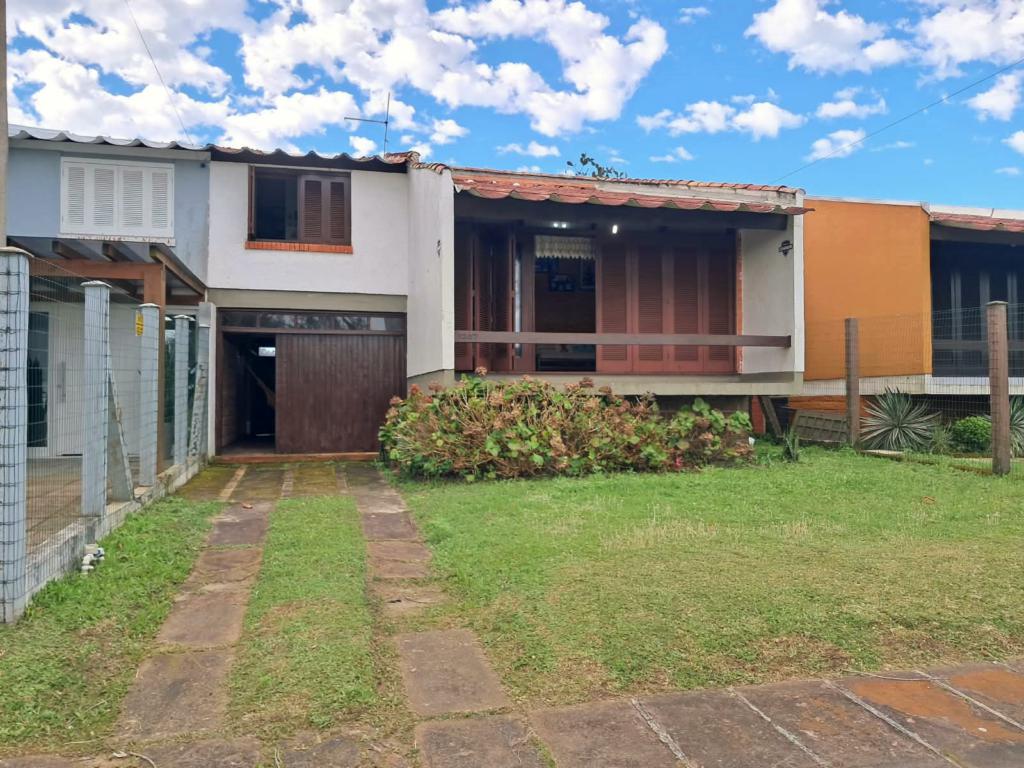 Casa/Sobrado 4 Dorm. Imbe
